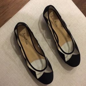 Black and clear flats